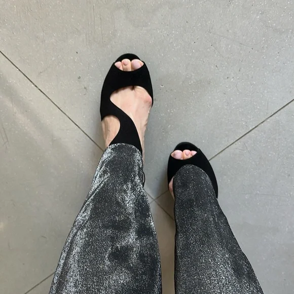 Suede Heels 🔥 - Picture 8 of 9